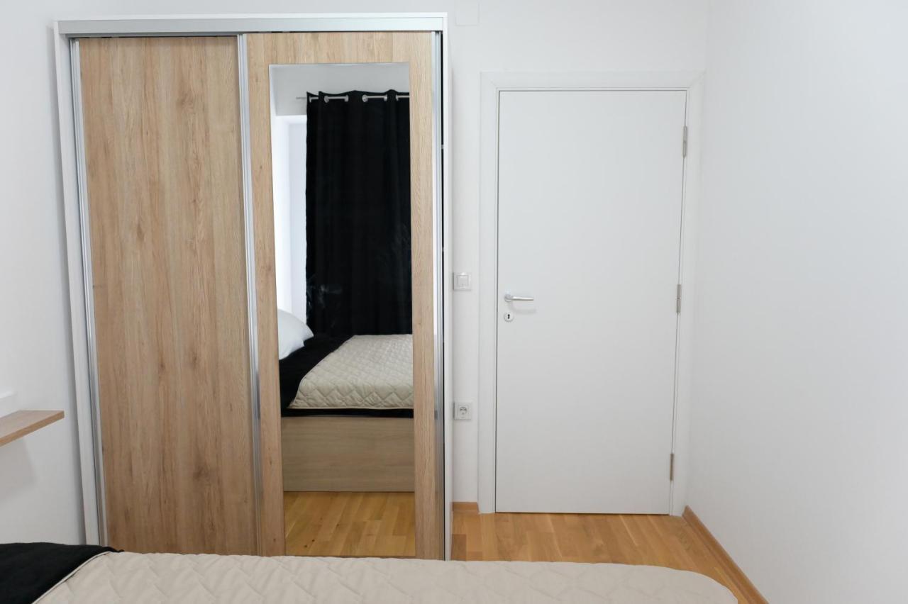 Porta Apartment *